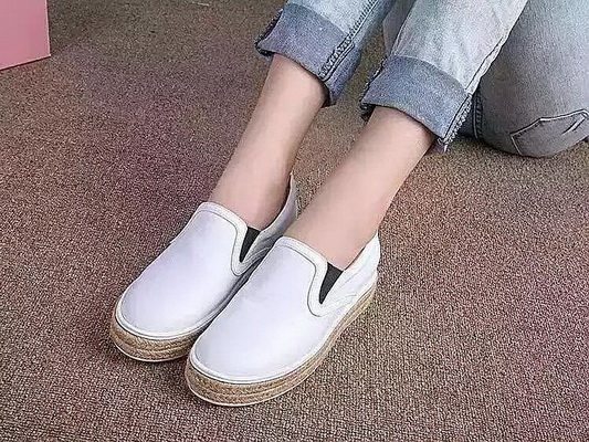 MIUMIU Loafers Women--011